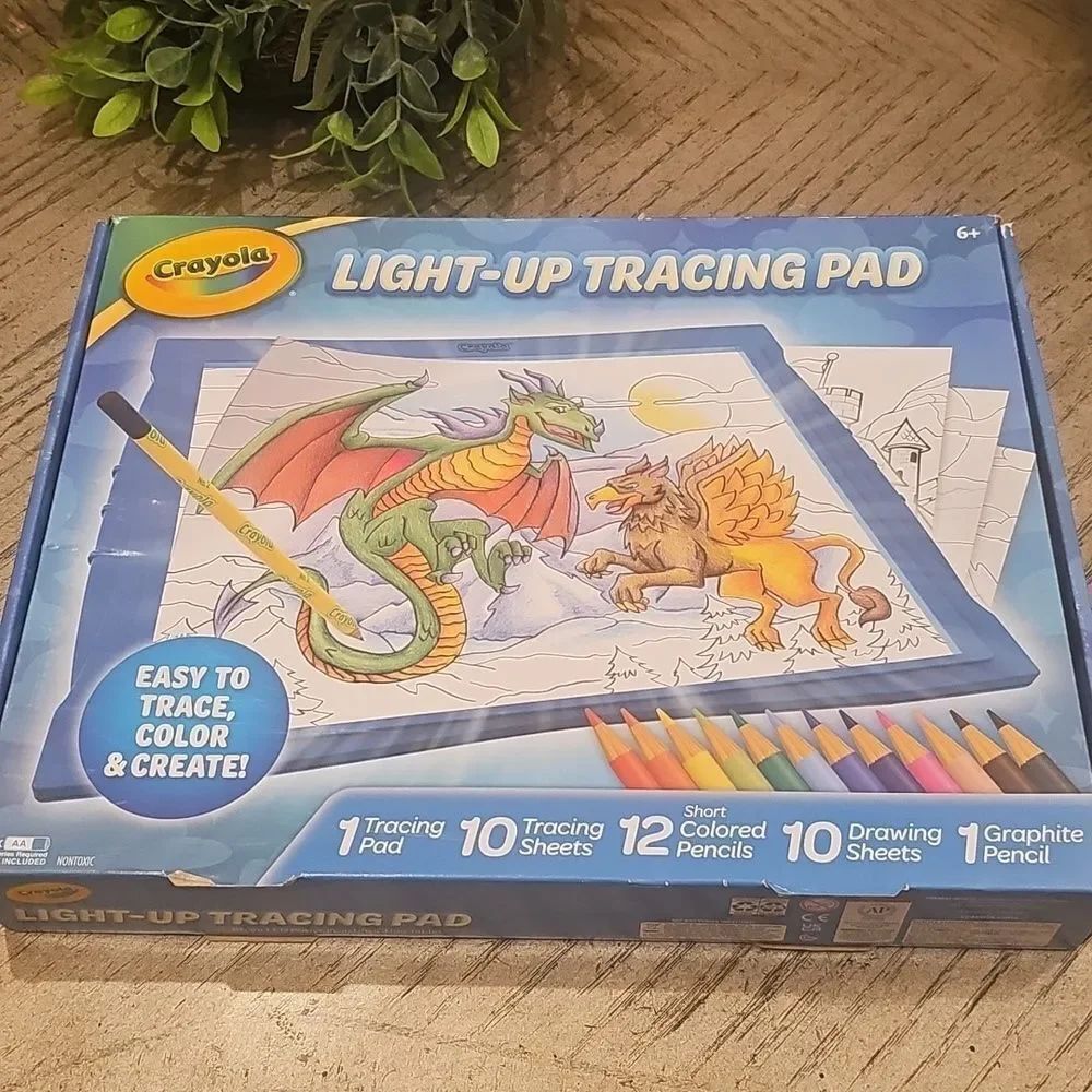 Crayola Light-Up Tracing Pad with Colored Pencils NWT